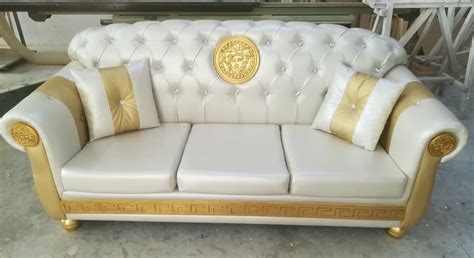 divano versace originale prezzo|ARREDAMENTO VERSACE .